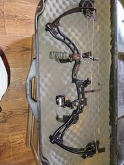 Bear Factory Approach RTH #70 Compound Bow – Realtree Edge Camo