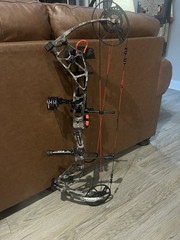 Blackout Epic NT Compound Bow Package Right-Handed