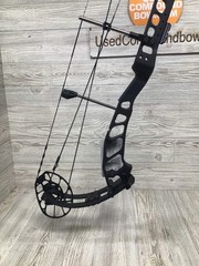 NEW IN BOX W/Warranty PSE Shootdown Pro E2 70# RH Black Target Bow