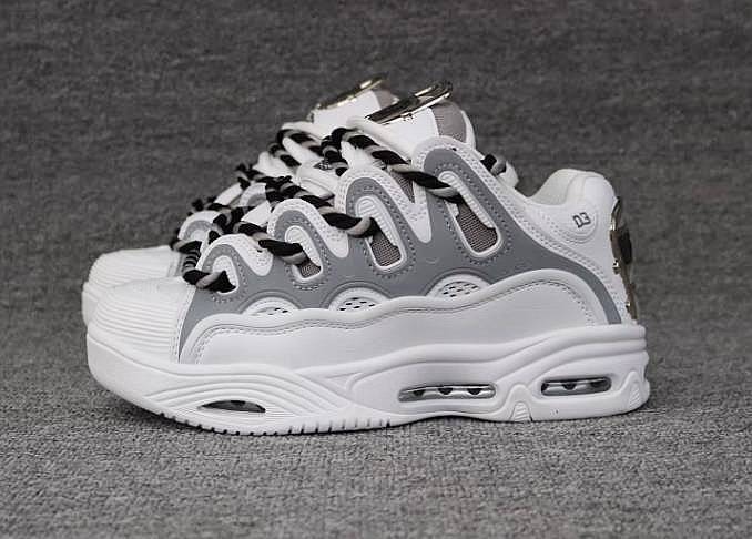 Osiris Men’s D3 2001 25 Years Edition skate shoes White/Grey/Silver