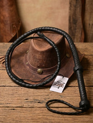 Cow Hide Leather BULL WHIP Black Indiana Jones Whip 04 to 08 Feet Long 12 Plaits