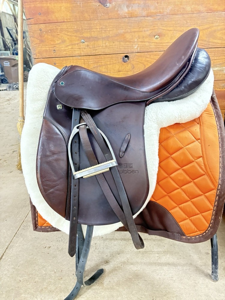 19 In Stubben Tristan Dressage Saddle
