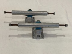 Gullwing Charger II Skateboard Trucks for New or Old Decks