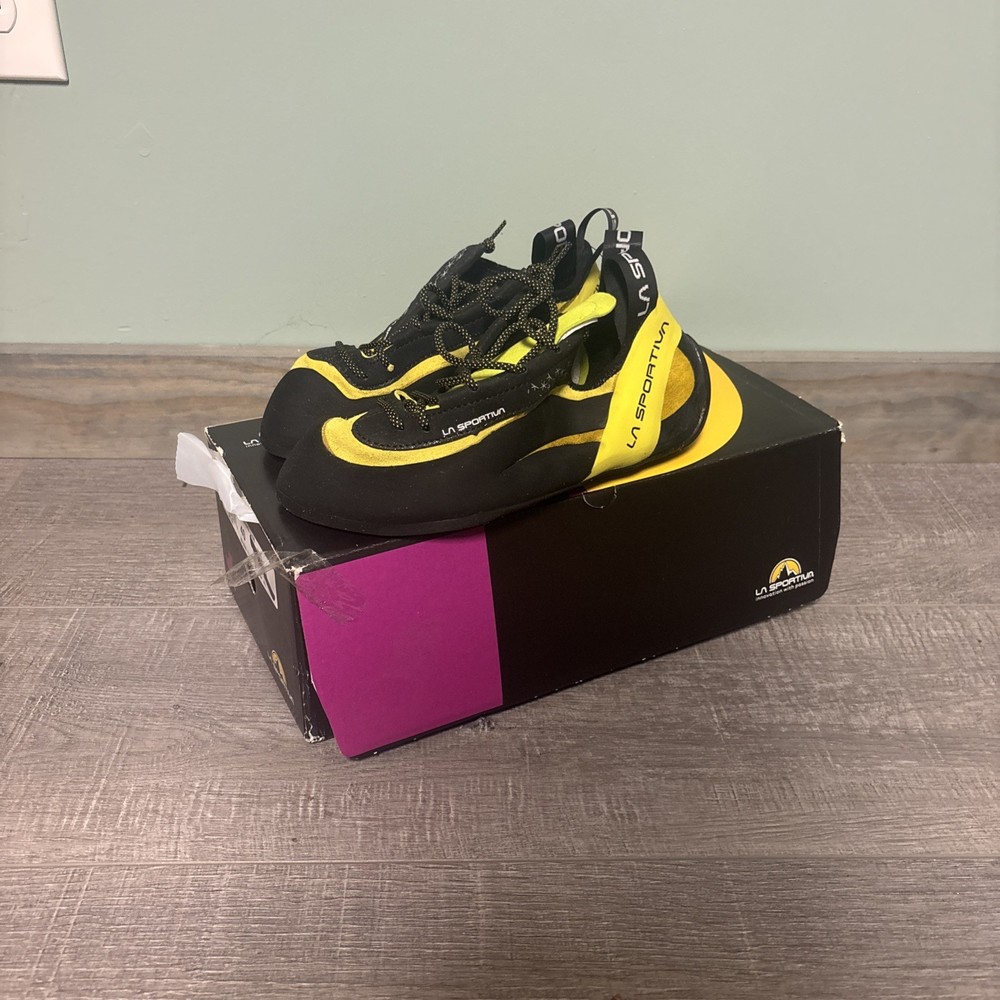 Brand New La Sportiva Miura Climbing Shoe – Men’s Lime 40