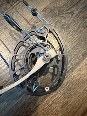 Used right hand 70# Prime Black 1 compound bow