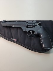 CO2 Crosman Vigilante .177 Cal BB Pellet Air Pistol with Case. pellets, Co2