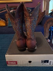 MENS DINGO BOOTS SZ 13D