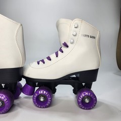 Skate Gear Roller Skates with Retro Quad Design Size 5 – Purple