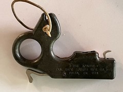 VINTAGE COLLECTIBLE ARCHERY RELEASE AID “THE APACHE” BY FAIL SAFE SPORTS