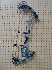 Pse Evolve 30 Ec2 70lb 24.5″-30″ Kuiu Verde Rh Compound Bow Right Handed