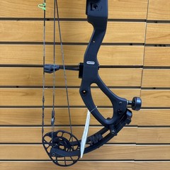 Item 3848 – PSE Archery Compound Bow – Sicario – RH – Black – #70 – 24.5”-30” DL