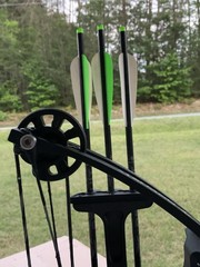 Barnett Recruit Compound Crossbow 140lbs Draw 300fps Black 34.25in NEW
