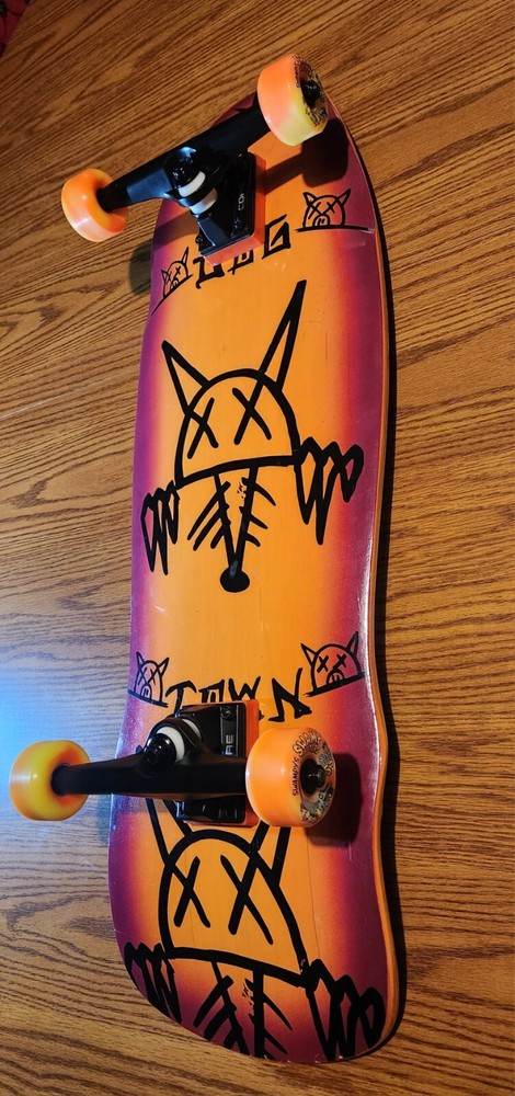Dogtown Jay Adams «Rat Face» Skateboard w/Clear Grip Over Stickers, Snot Wheels