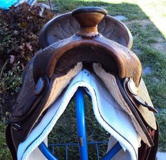 SIMCO Western Show / Parade Saddle- 15″ -SILVER HEARTS- Tooled Design -STUNNING!