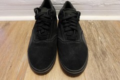 Gravis Arto Mid Black/Black Size 9 RARE