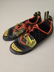 La Sportiva Unisex Climbing Shoes US 11 EU 44.5 Black Yellow