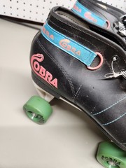 Roller Derby Cobra Skates Size 10 (US) Black/Teal Vintage 340 Skates