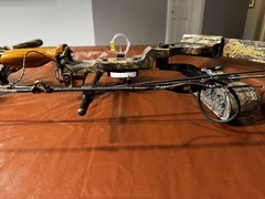 Mathews SoloCam Q2 Compound Bow 29″ Draw, Lots of Extras & Extra SL2-AR Cam