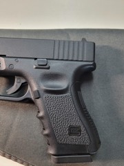 CO2 Glock 19 Gas Airsoft Pistol Licensed w/ Magazine & Case MPN GUW019