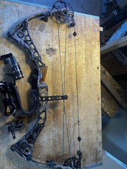Mathews Drenalin 70# Bow Right-Handed 29”