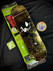 SUPER RARE Spiderman Gold Holofoil Black Suit HUF Skateboard Deck Marvel Comics