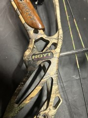 Hoyt Defiant Turbo 60-70 lbs , RH (USED)