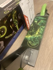 Huffy Jurassic World Inline Kick Scooter for Kids ~New never used