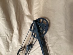 EXTREMELY RARE Collectible Ted Nugent Ultimate Beast Compound Bow by Martin