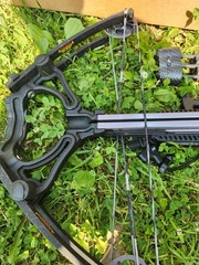 Barnett Ghost 410 Crossbow Ready To Hunt With 9 Easton Bloodline 22 Inch Bolts
