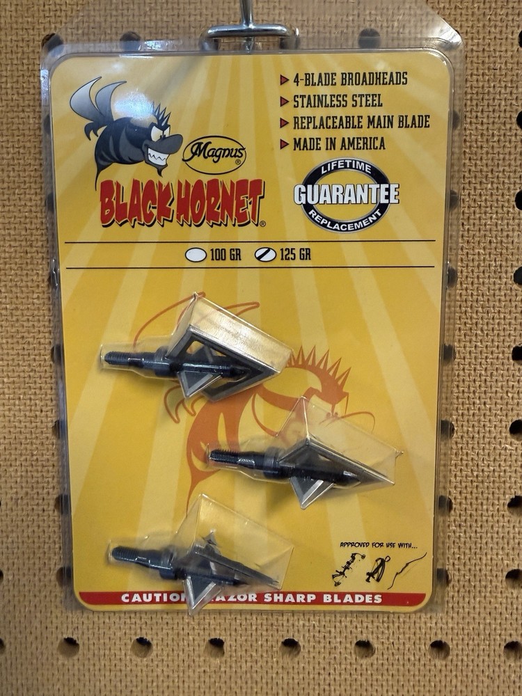 Magnus Broadheads Black Hornet 125 Grain 4 Blade 3 Pack BRAND NEW