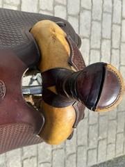 SIMCO 15.5” Western Roper Saddle with Headstall and Breast Collar
