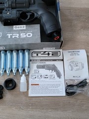 Umarex T4E (2292176) TR50 Paintball CO2 Paintball Revolver – New -Light/ Laser