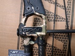Prime Divide 31/6 Compound Bow Right Hand