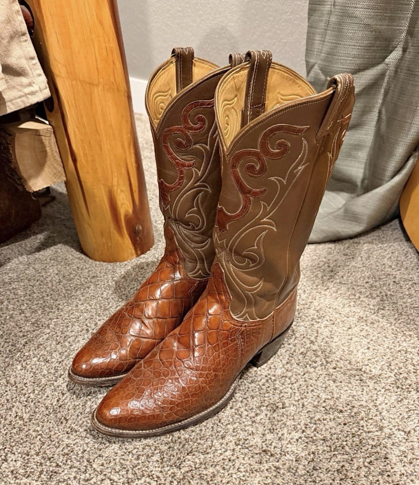 Tony Lama El Rey Collection Men’s Alligator «Belly-cut» Hide Cowboy Boots