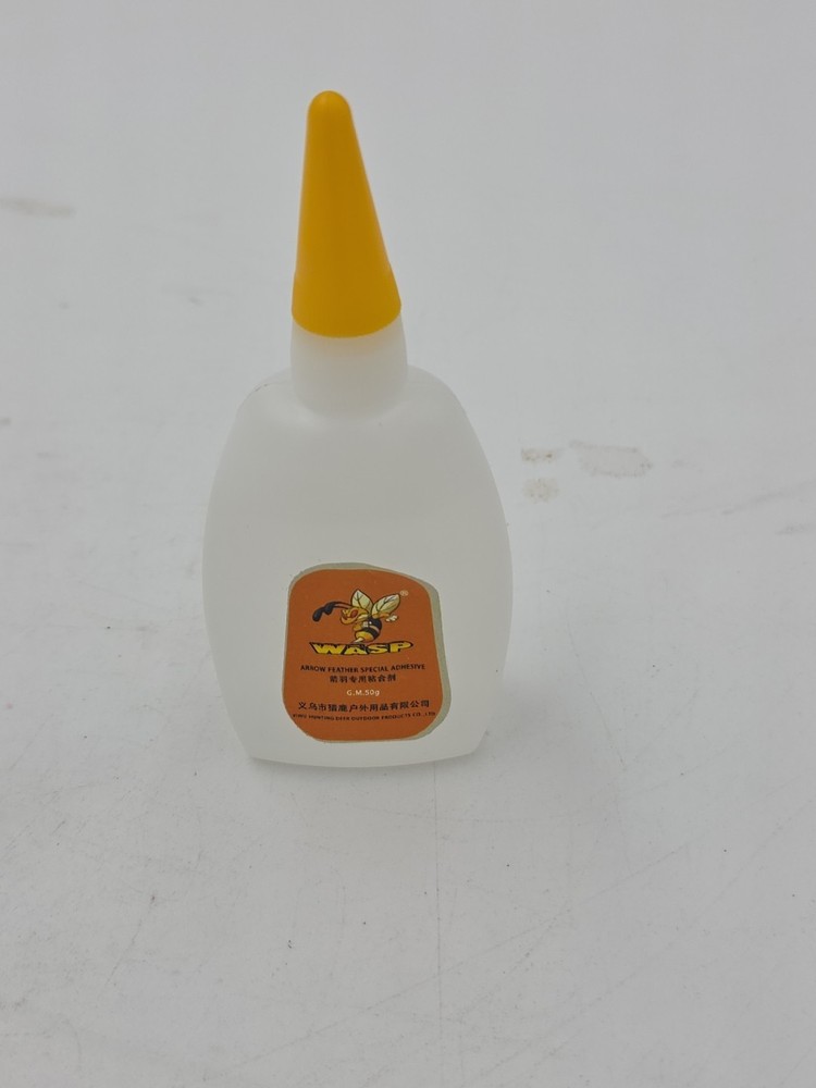 Instant Arrow Fletching Glue, Fast-Curing Clear Adhesive for Vanes, Feathers, an