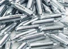 Umarex High-Grade CO2 Cartridges for Pellet Guns, BB Guns and Airsoft Guns 50-PC
