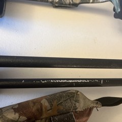 Bow Quiver for Bows Black and Camouflage Noise Maker Deer Hunting Outdoor