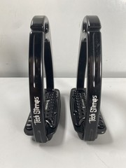 Tech Stirrups – Safety Stirrups Venice Children in Black/Black