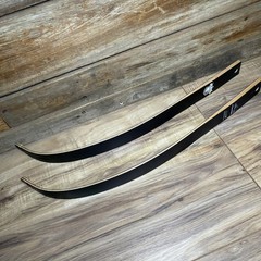 Fleetwood Archery recurve 62in 35lb Limbs