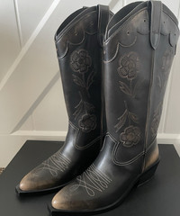 Coach Aria II Leather Western Cowboy Boots Black Floral Embroidery CCH76 US 9