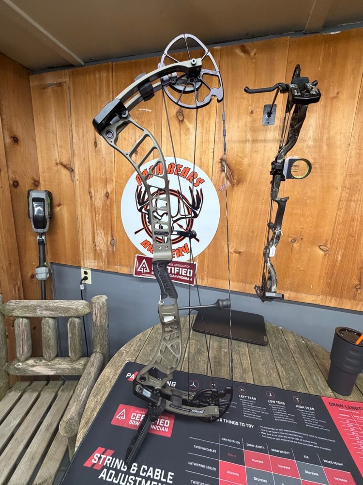 Prime RVX+ 34 Bow. Right Hand. 60-70lbs. Morel color. Brand New with warranty.