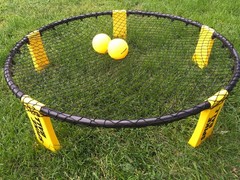 Spikeball Lawn Beach Party Game With Carrying Bag Great Condition