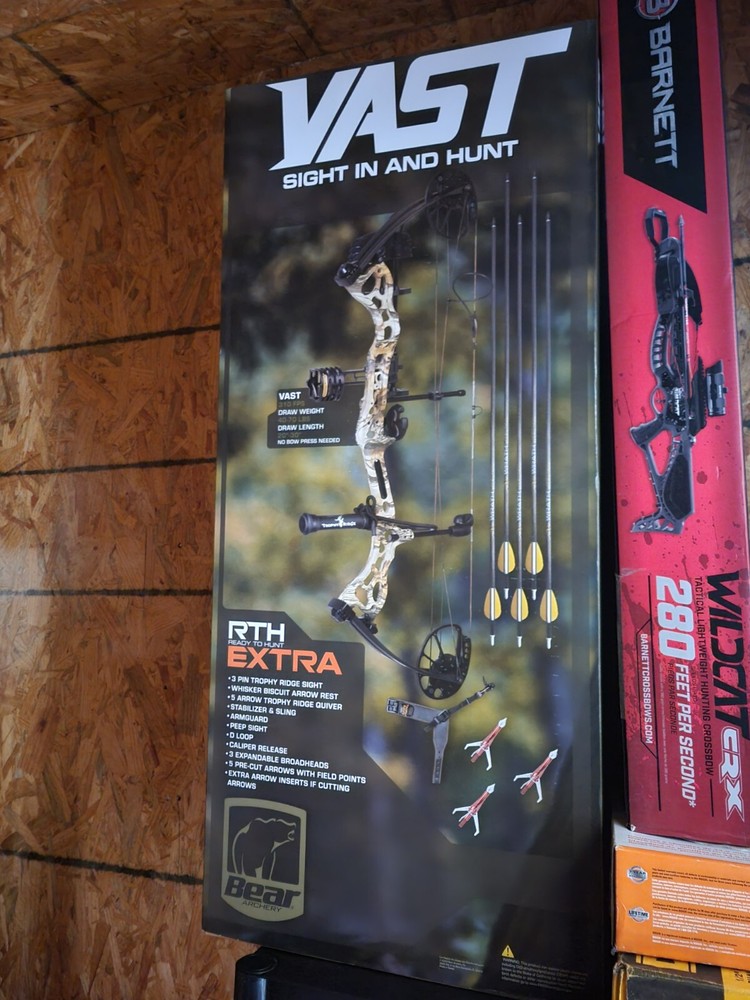 Bear VAST RTH EXTRA Compound Bow Kit w/ 3-Pin Sight (New)