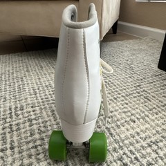 Gonex Size 8 Women’s Sunflower Skates
