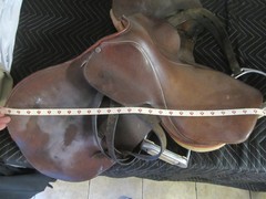 Used /vintage ? saddle unknown. Read description for details.