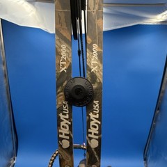 Hoyt XT2000 Compound Bow Brown/Black Camo, XT2000 MPN, Model for Men