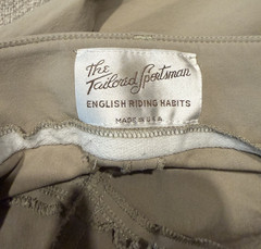 Tailored sportsman mid rise side zip 28