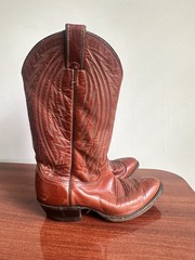 Justin 2301 Brown Leather Western Cowboy Equestrian Boots Made in USA Size 8.5D
