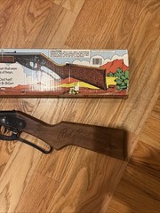 Vtg Daisy Model 1938B Red Ryder BB Gun-Used- works great-with 1988 original box
