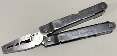The Game Tracker Archery Multi Tool Stainless Steel In Very Good Condition